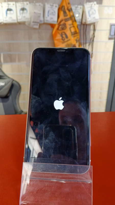 Мобильный телефон Apple iPhone 11