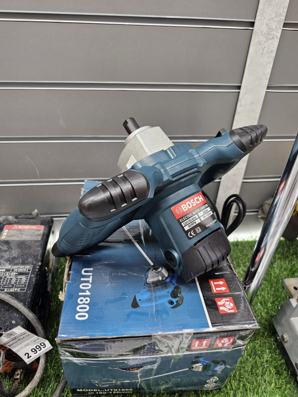 Строительный миксер Bosch 2600W